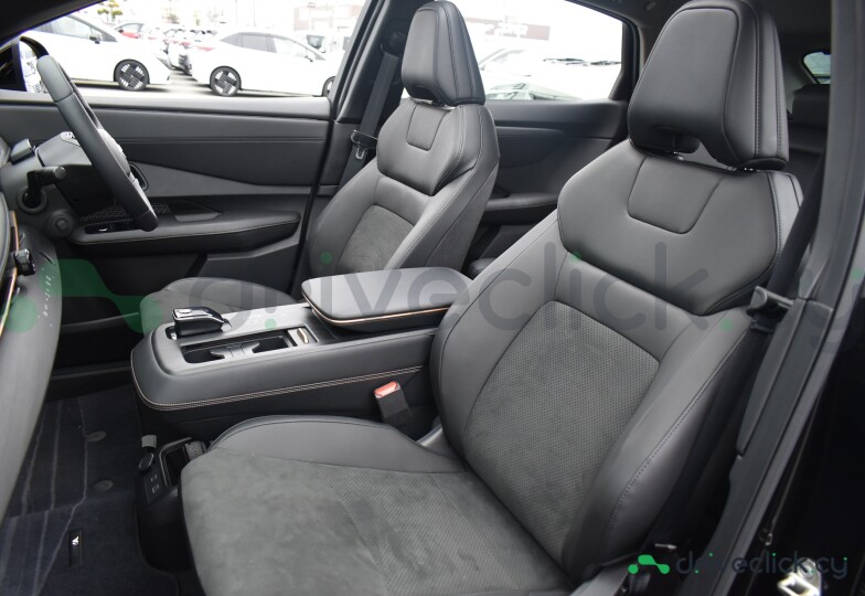 Nissan Ariya Black