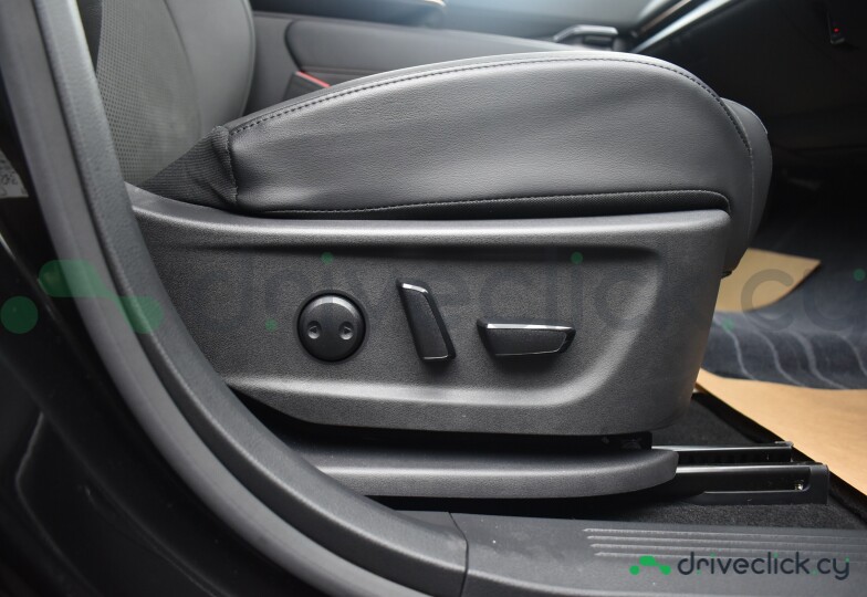 Nissan Ariya Black