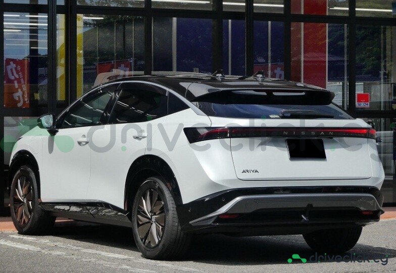 Nissan Ariya White