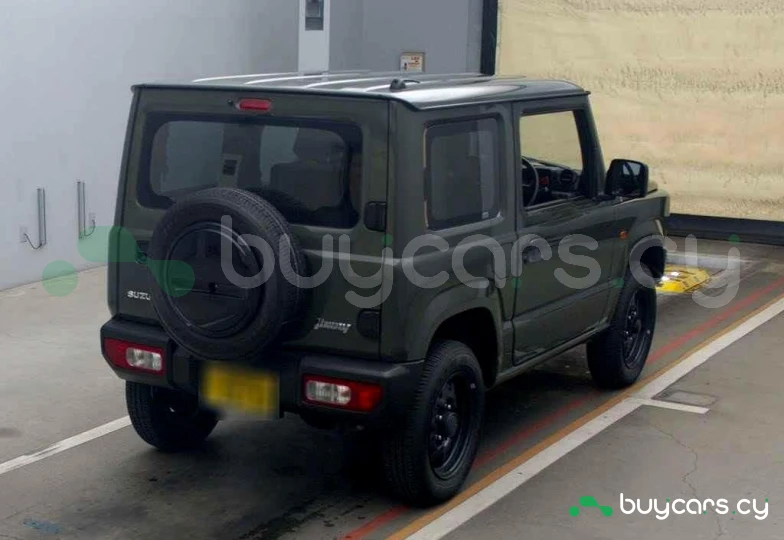Suzuki Jimny Зеленый