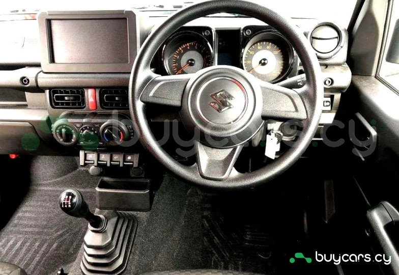 Suzuki Jimny Зеленый