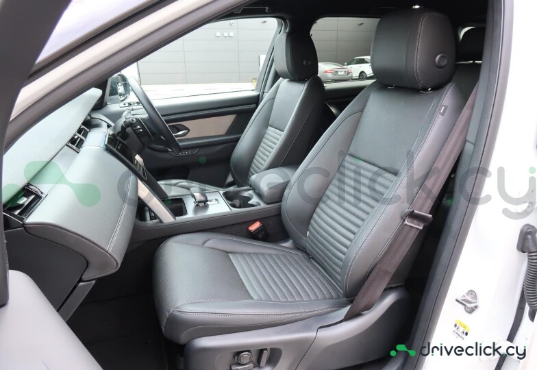 Land Rover Discovery Sport White
