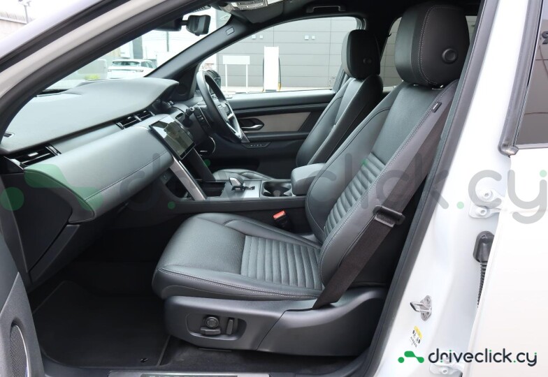Land Rover Discovery Sport White