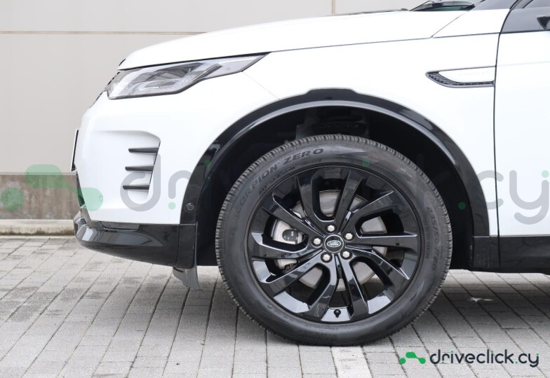 Land Rover Discovery Sport White
