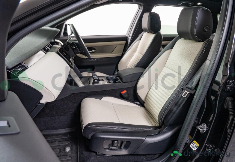 Land Rover Discovery Sport Black