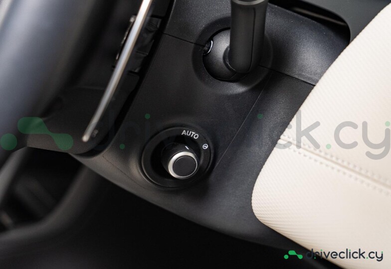 Land Rover Discovery Sport Black