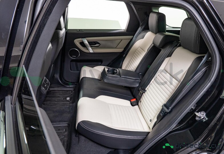 Land Rover Discovery Sport Black