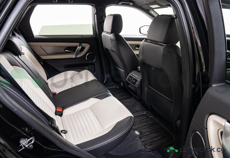 Land Rover Discovery Sport Black