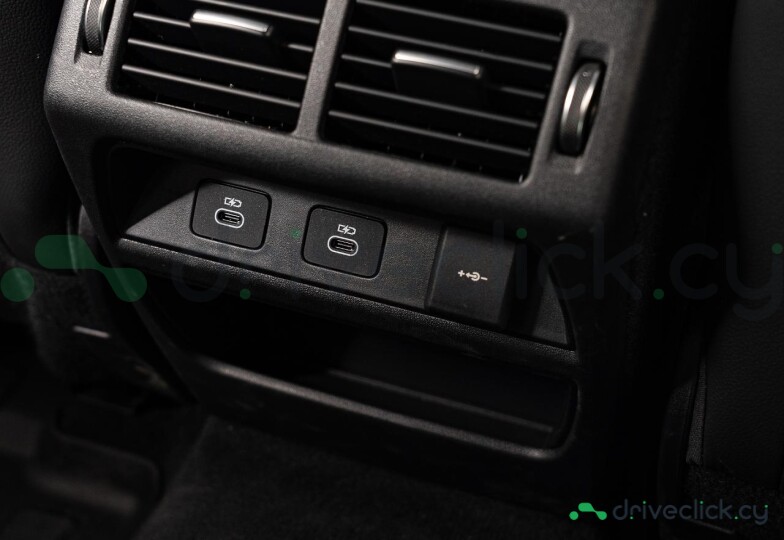 Land Rover Discovery Sport Black