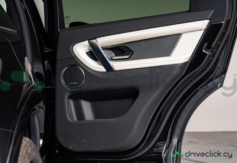 Land Rover Discovery Sport Black