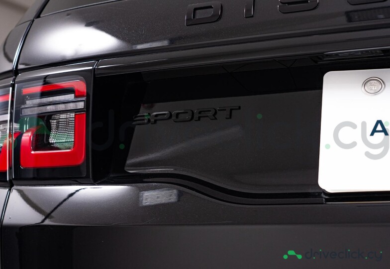 Land Rover Discovery Sport Black