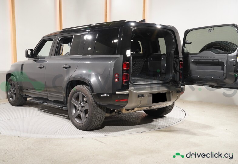 Land Rover Defender Black