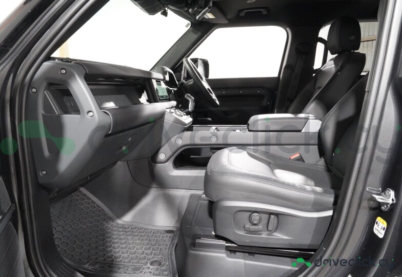 Land Rover Defender Black
