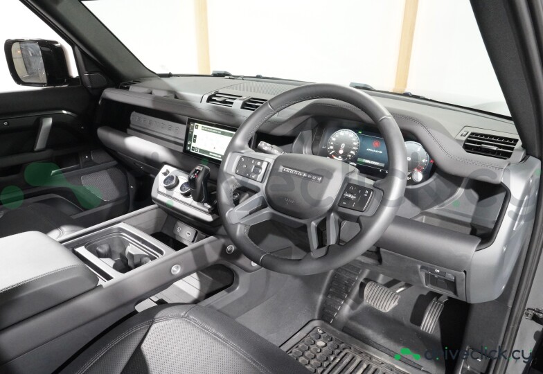 Land Rover Defender Black