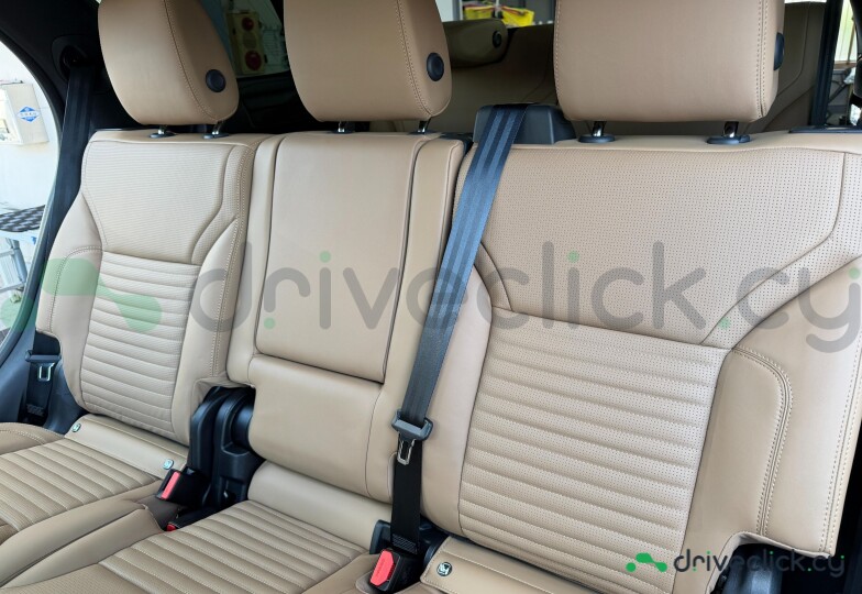 Land Rover Discovery Black