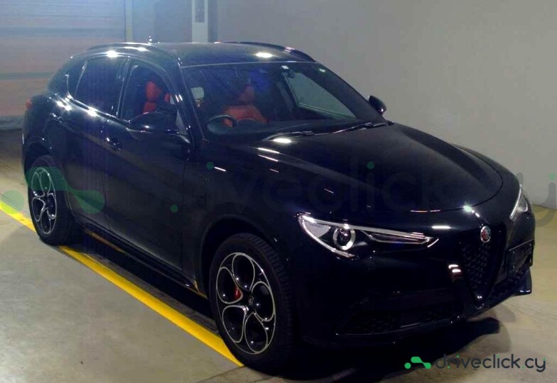 Alfa Romeo Stelvio Черный
