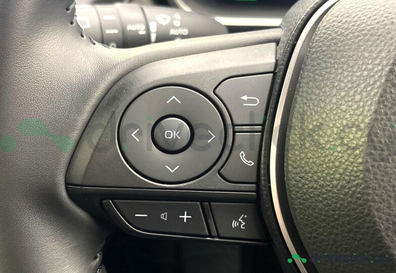 Toyota Corolla Cross White