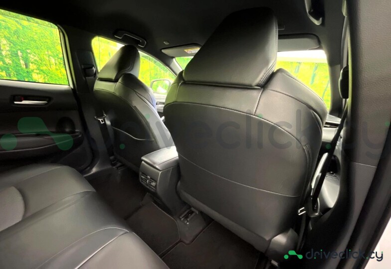 Toyota Corolla Cross White