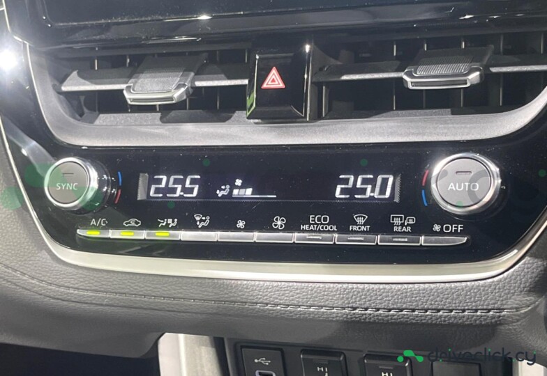 Toyota Corolla Cross Grey