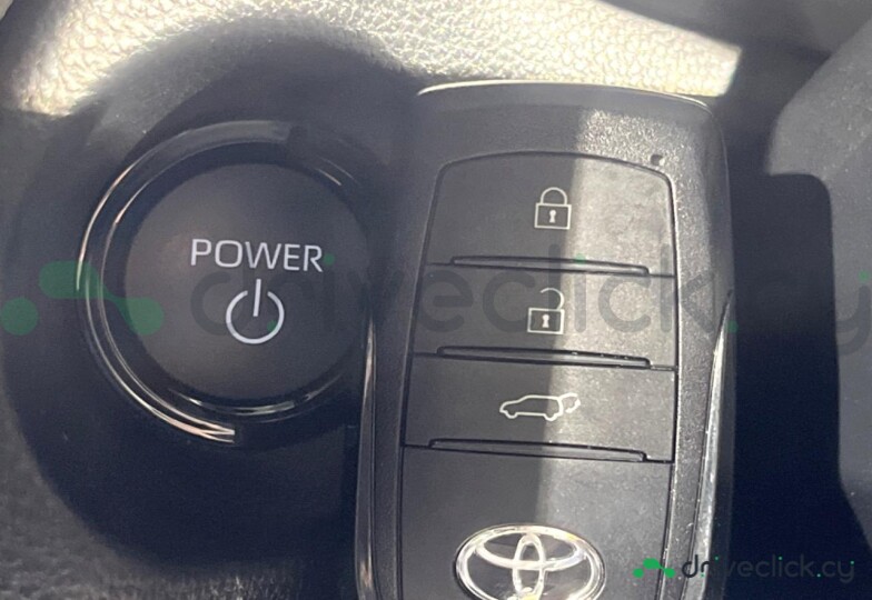 Toyota Corolla Cross Grey