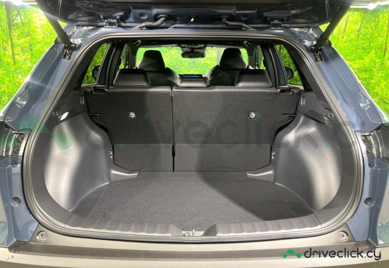 Toyota Corolla Cross Grey