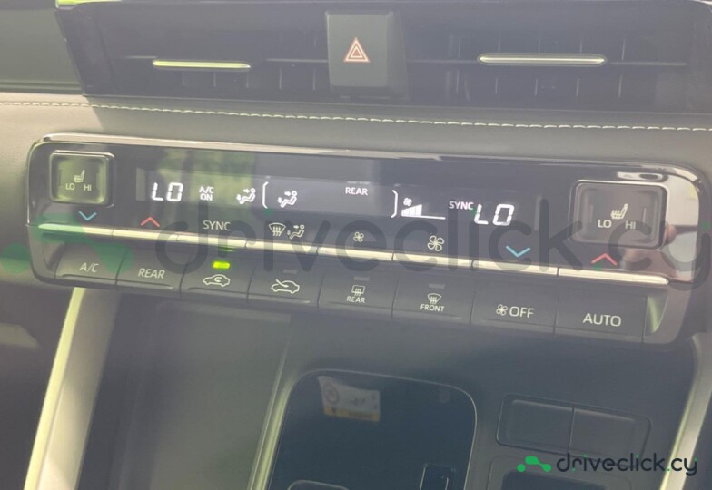 Toyota Noah Black