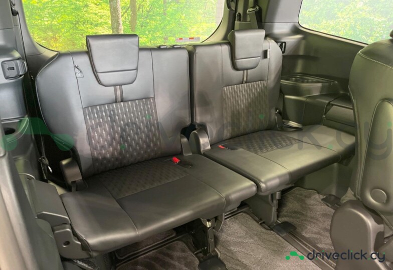 Toyota Noah Black