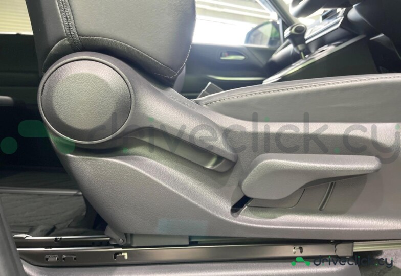 Toyota Noah Black