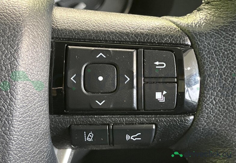 Toyota Hilux Black