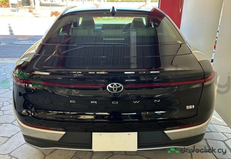 Toyota Crown Grey
