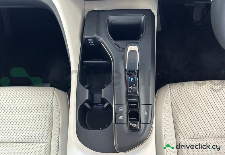 Toyota Crown Grey