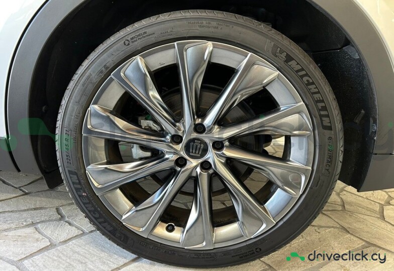Toyota Crown Grey
