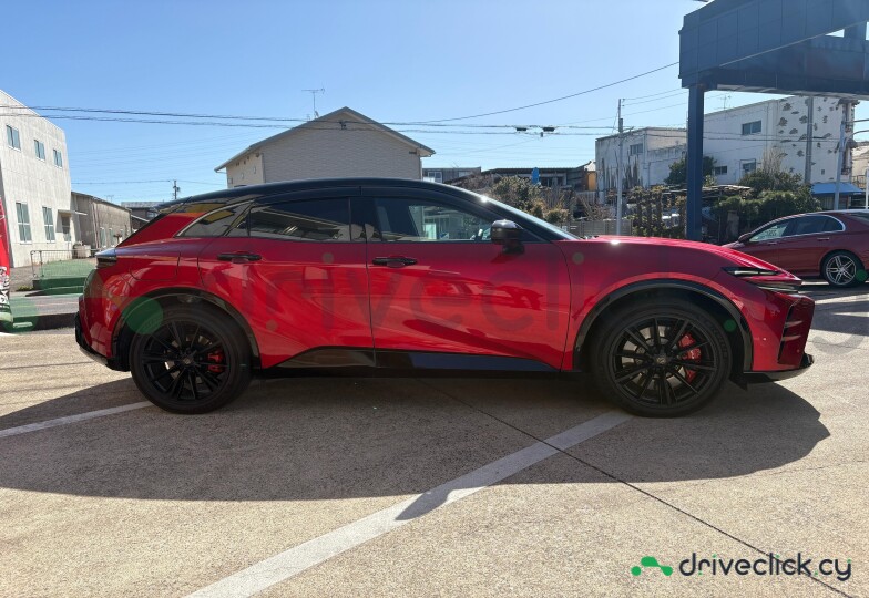Toyota Crown Red