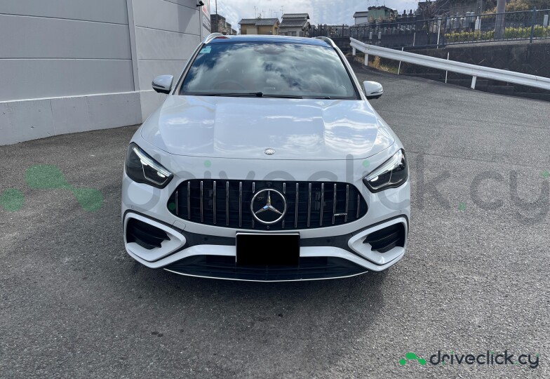 Mercedes GLA-class White