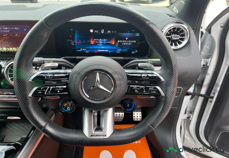 Mercedes GLA-class White