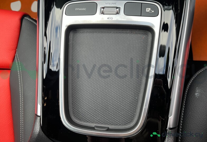 Mercedes GLA-class White