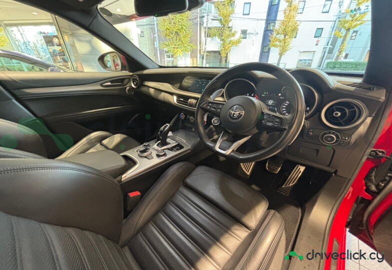 Alfa Romeo Stelvio Red