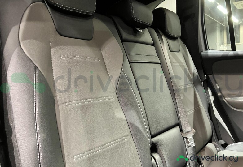 Mercedes GLB-class White