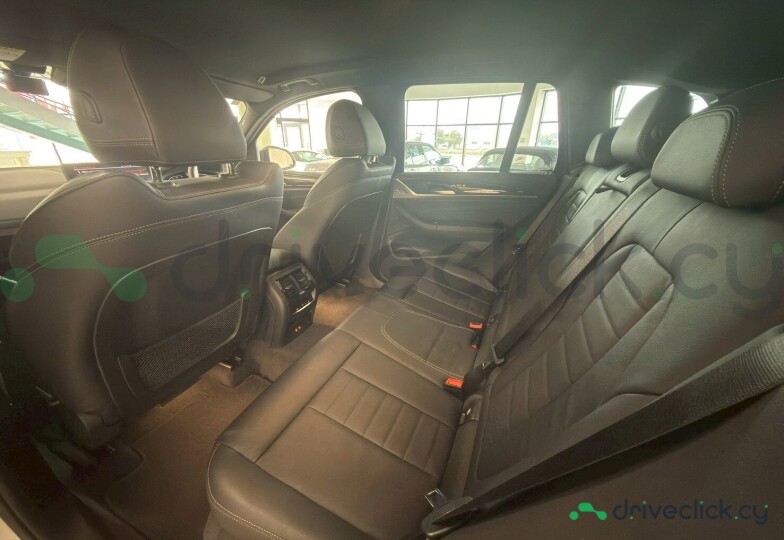 BMW X3 White