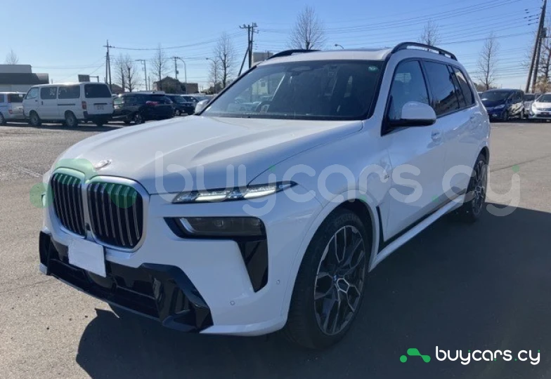 BMW X7 White