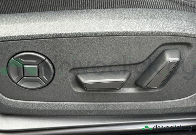 Audi Q3 Grey