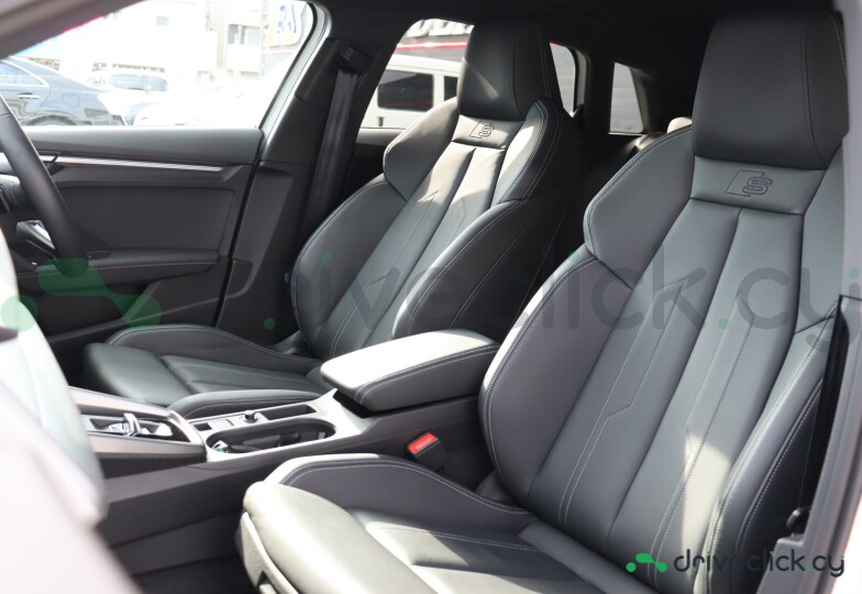 Audi A3 Белый