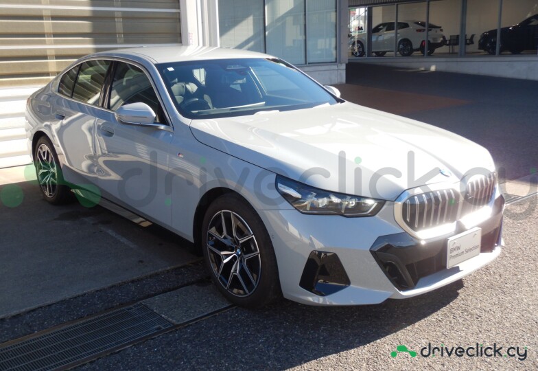 BMW 5 series Grey