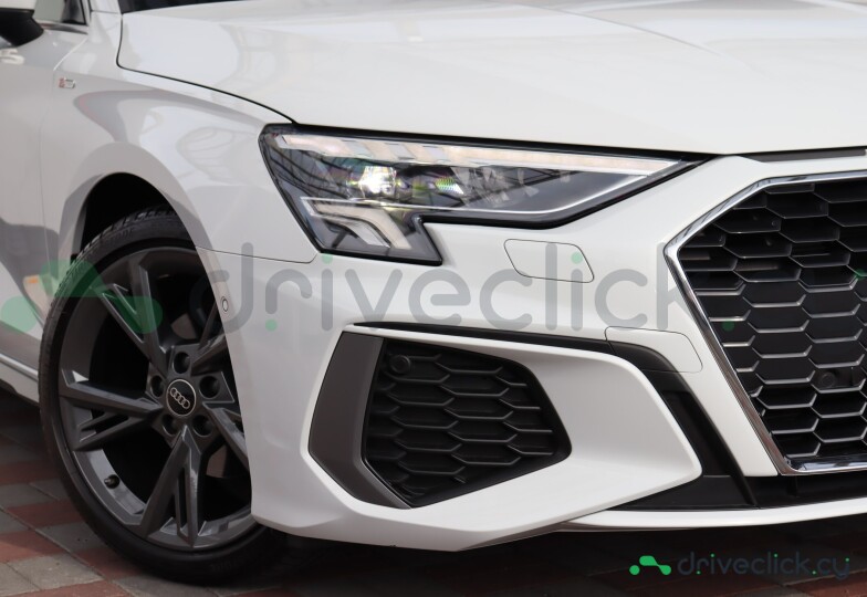 Audi A3 Белый