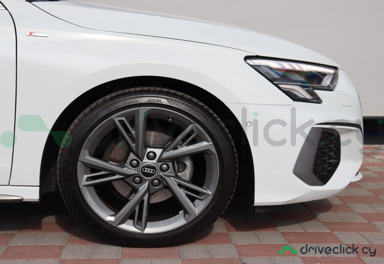 Audi A3 Белый