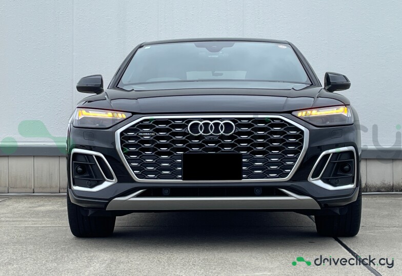 Audi Q5 Sportback Черный