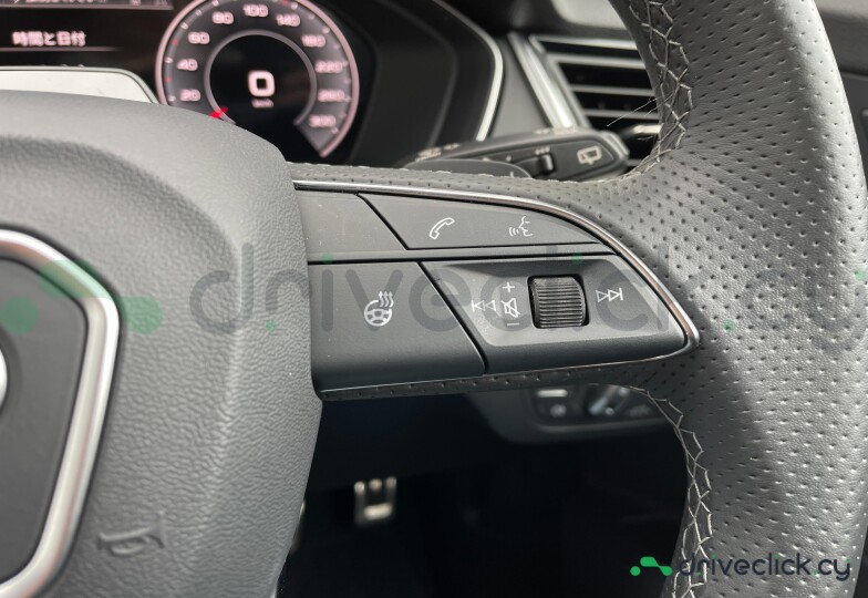 Audi Q5 Sportback Черный