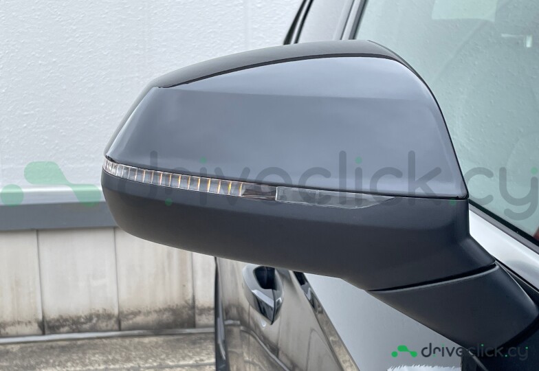 Audi Q5 Sportback Черный