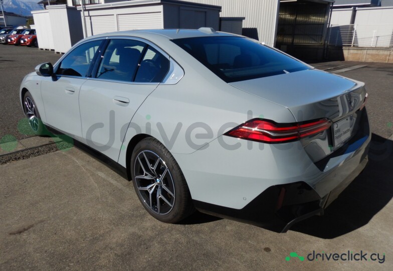 BMW 5 series Grey