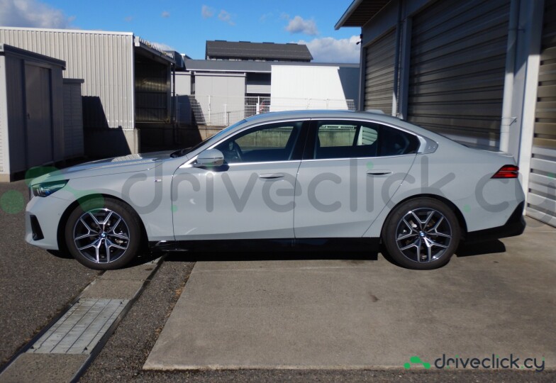 BMW 5 series Grey